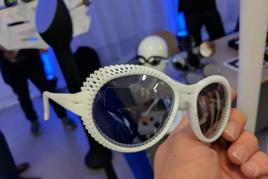 SLS-3D-Printing-Glasses