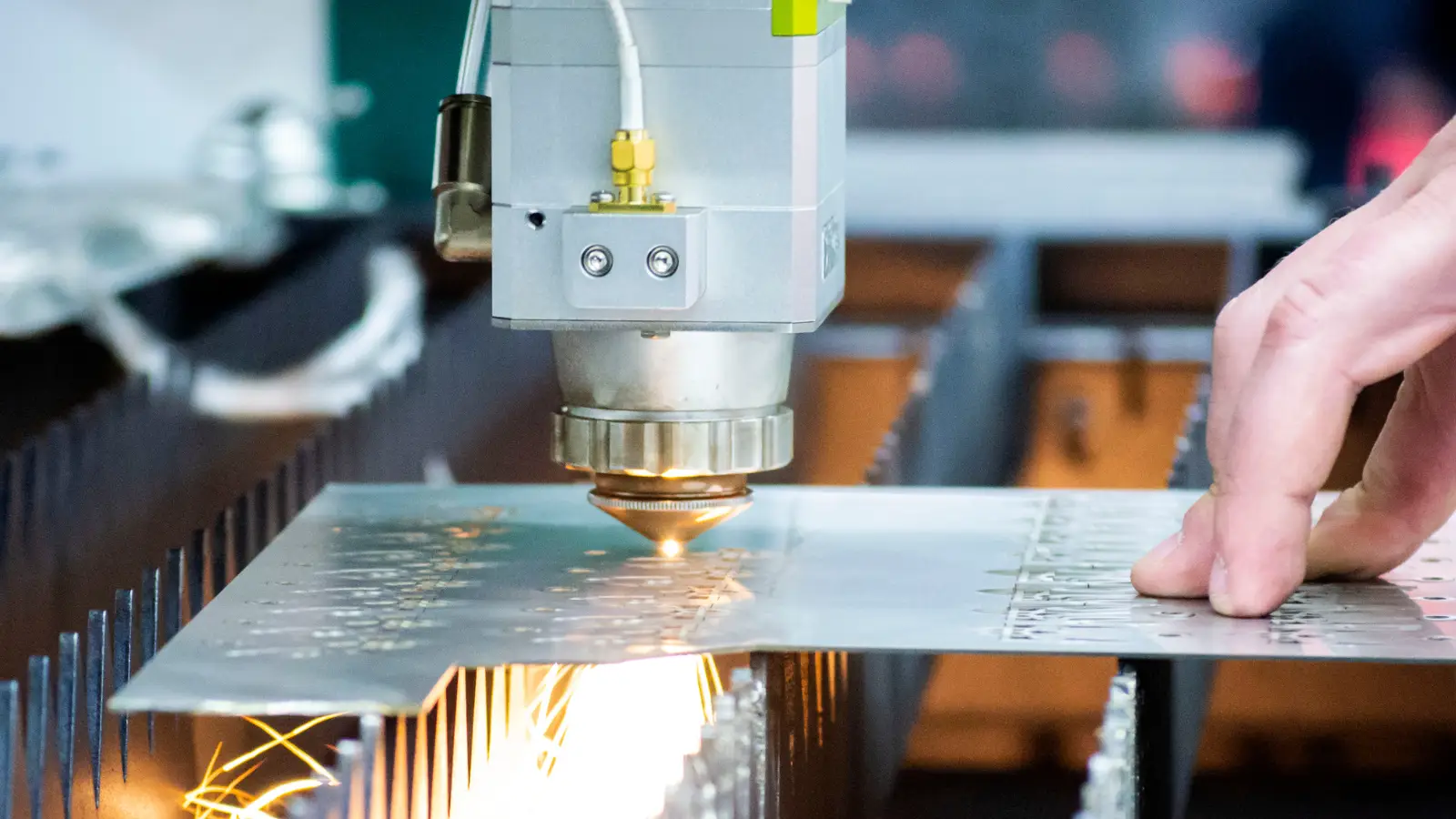 laser cutting process